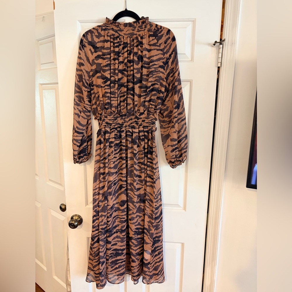 Elegant Brown and Black Midi Dress